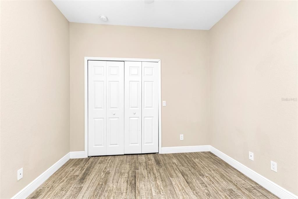 For Sale: $449,000 (4 beds, 0 baths, 1950 Square Feet)