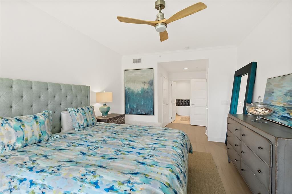 For Sale: $495,000 (3 beds, 2 baths, 1702 Square Feet)