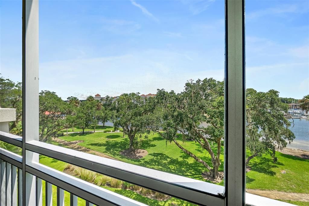 For Sale: $495,000 (3 beds, 2 baths, 1702 Square Feet)