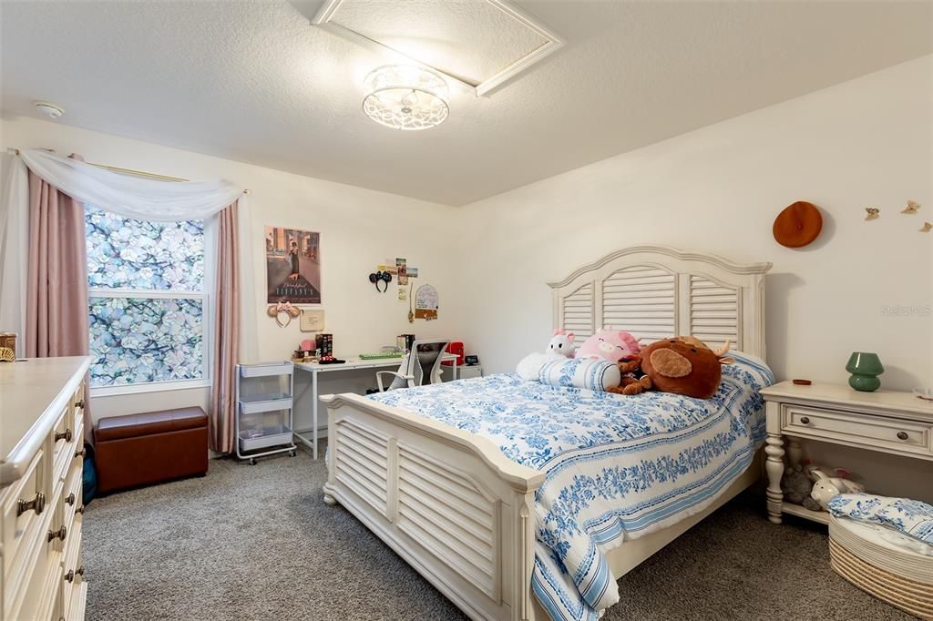 En Venta: $585,000 (5 camas, 3 baños, 2652 Pies cuadrados)