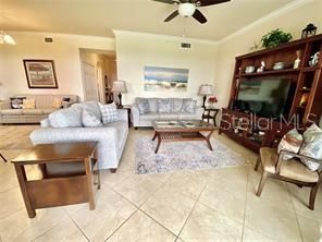 For Rent: $2,300 (2 beds, 2 baths, 1156 Square Feet)