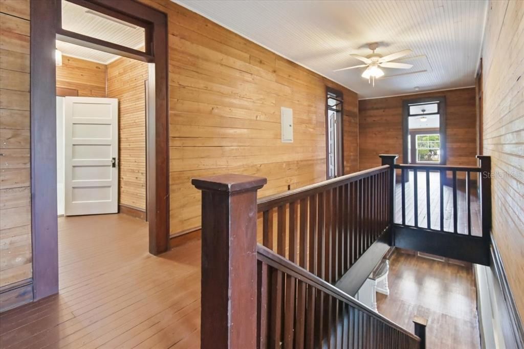 For Sale: $538,900 (8 beds, 4 baths, 5548 Square Feet)