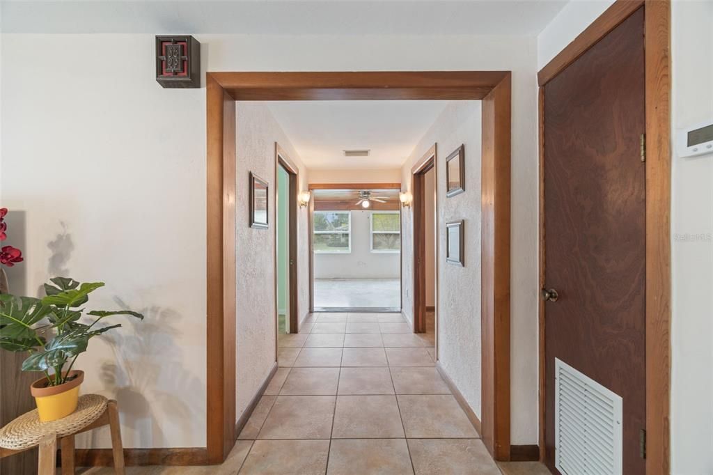 For Sale: $435,000 (3 beds, 2 baths, 1842 Square Feet)