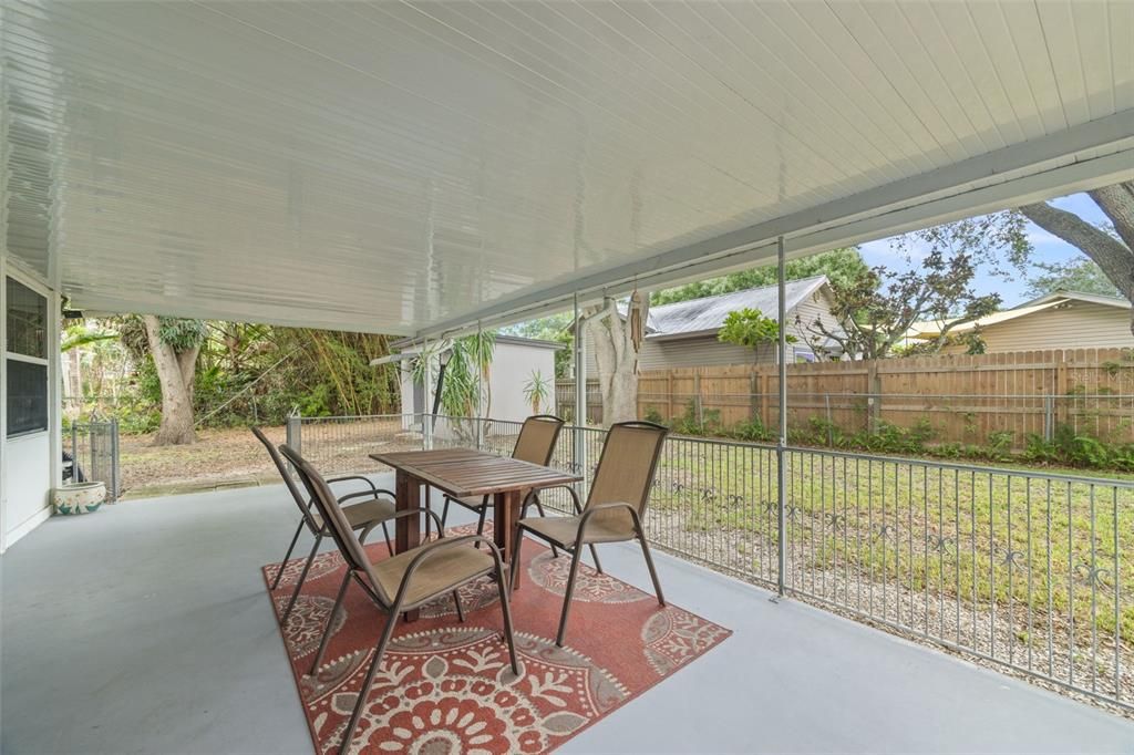 For Sale: $435,000 (3 beds, 2 baths, 1842 Square Feet)