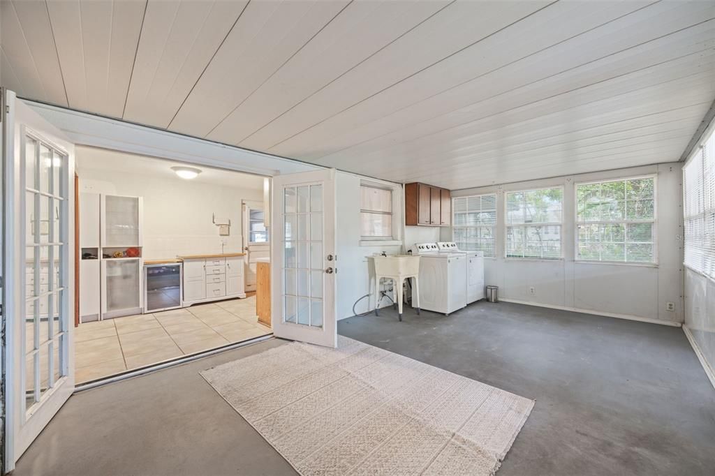 For Sale: $435,000 (3 beds, 2 baths, 1842 Square Feet)