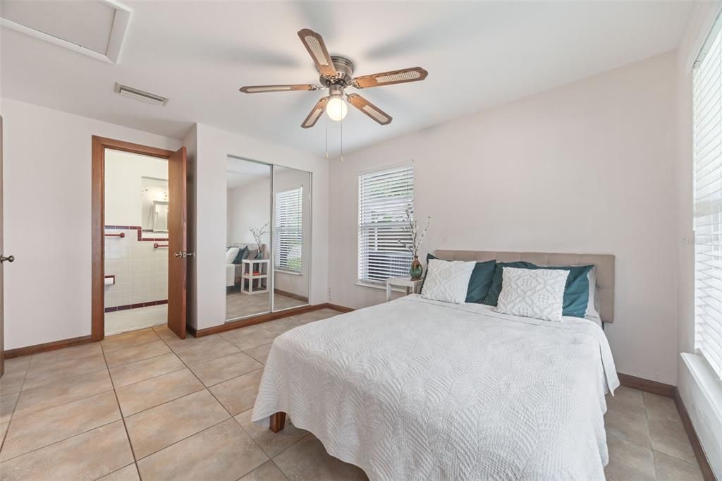 For Sale: $435,000 (3 beds, 2 baths, 1842 Square Feet)