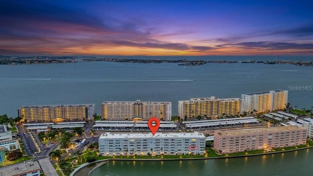 En Venta: $220,000 (2 camas, 2 baños, 1250 Pies cuadrados)