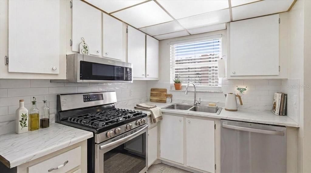 En Venta: $220,000 (2 camas, 2 baños, 1250 Pies cuadrados)