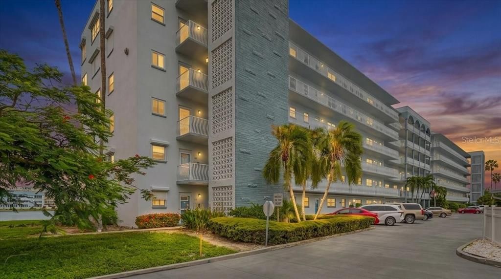 En Venta: $220,000 (2 camas, 2 baños, 1250 Pies cuadrados)