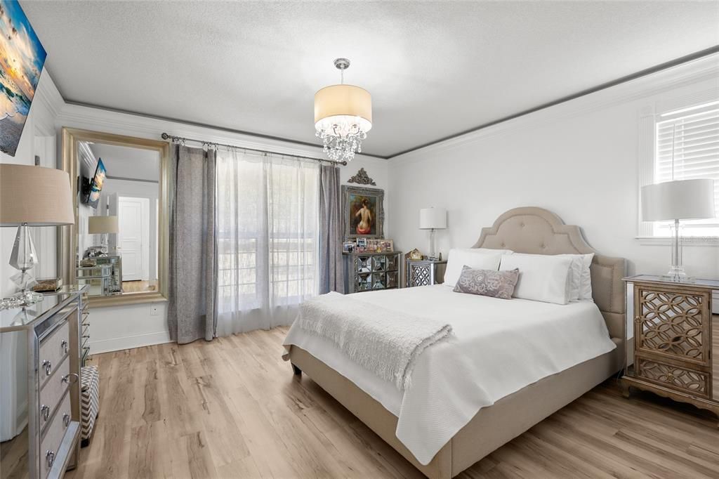 For Sale: $449,000 (4 beds, 4 baths, 2612 Square Feet)