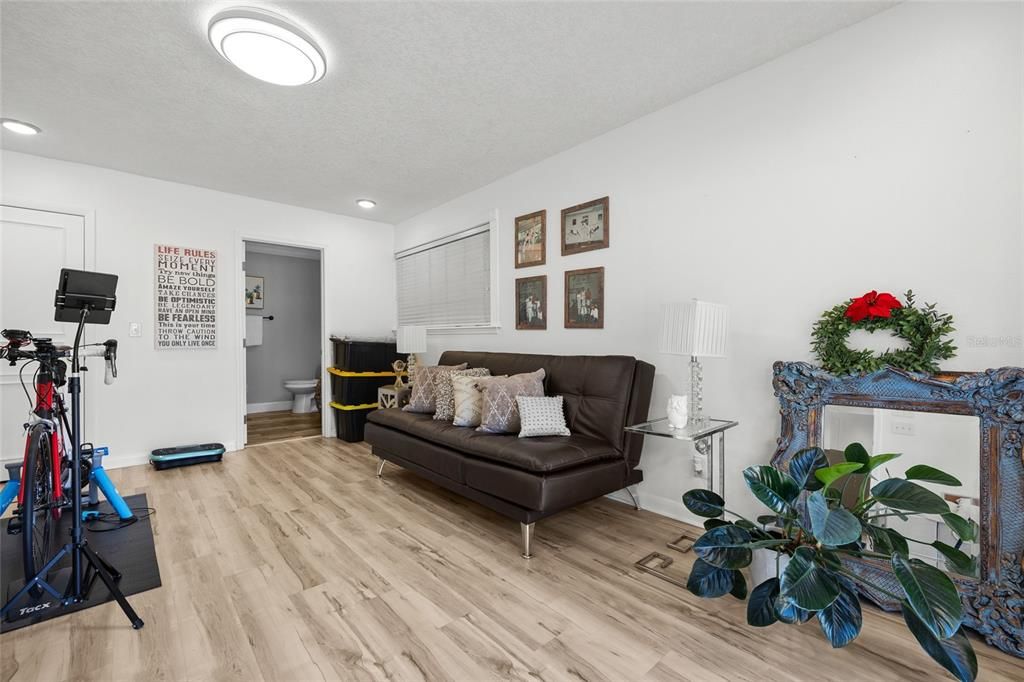 For Sale: $449,000 (4 beds, 4 baths, 2612 Square Feet)
