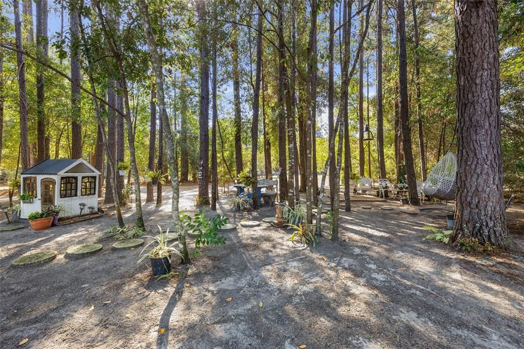 For Sale: $449,000 (4 beds, 4 baths, 2612 Square Feet)