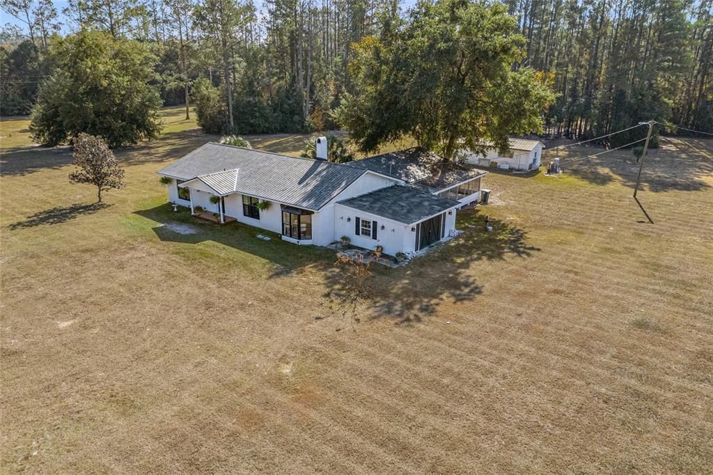 For Sale: $449,000 (4 beds, 4 baths, 2612 Square Feet)
