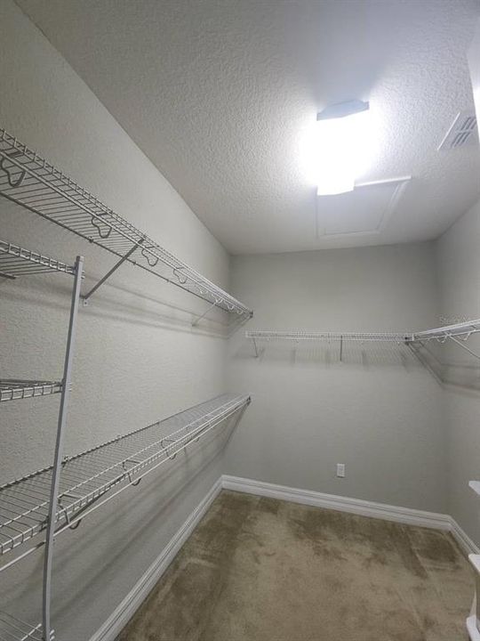 En Venta: $389,000 (3 camas, 2 baños, 1639 Pies cuadrados)