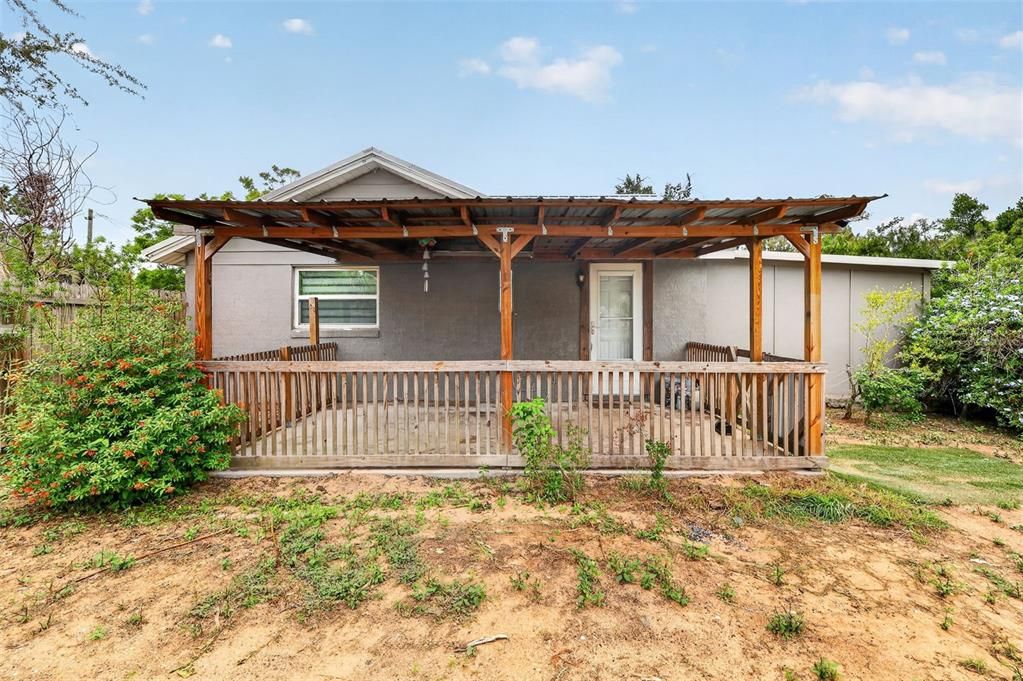 На продажу: $249,900 (2 спален, 2 ванн, 1098 Квадратных фут)