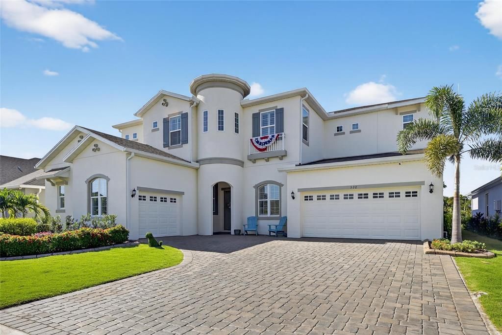 Vendido Recientemente: $1,700,000 (6 camas, 6 baños, 5365 Pies cuadrados)