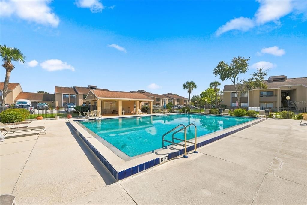For Sale: $235,000 (2 beds, 2 baths, 1048 Square Feet)
