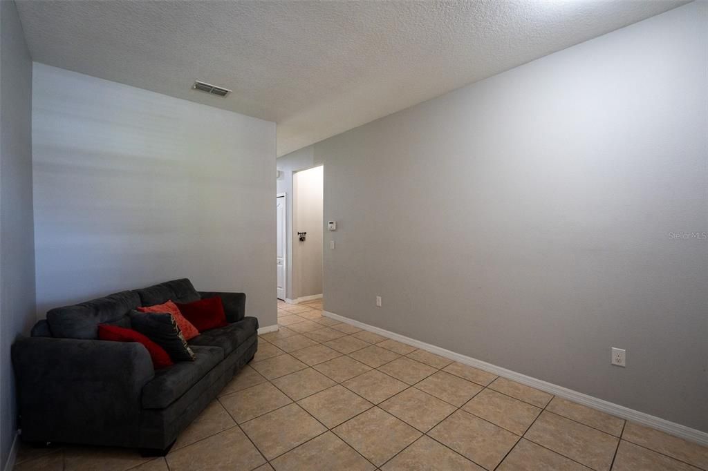 For Rent: $2,450 (3 beds, 2 baths, 1778 Square Feet)