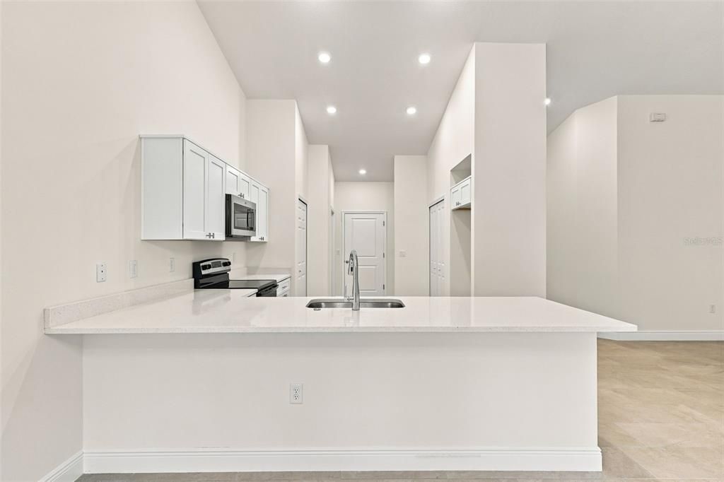 En Venta: $344,900 (4 camas, 2 baños, 1647 Pies cuadrados)