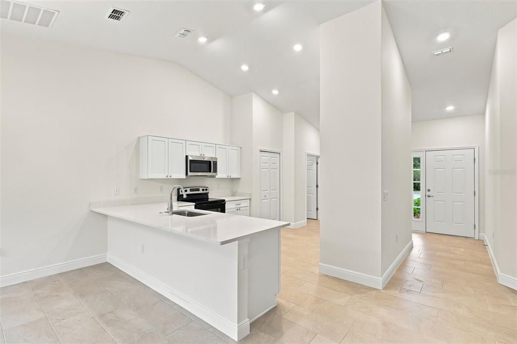 En Venta: $344,900 (4 camas, 2 baños, 1647 Pies cuadrados)