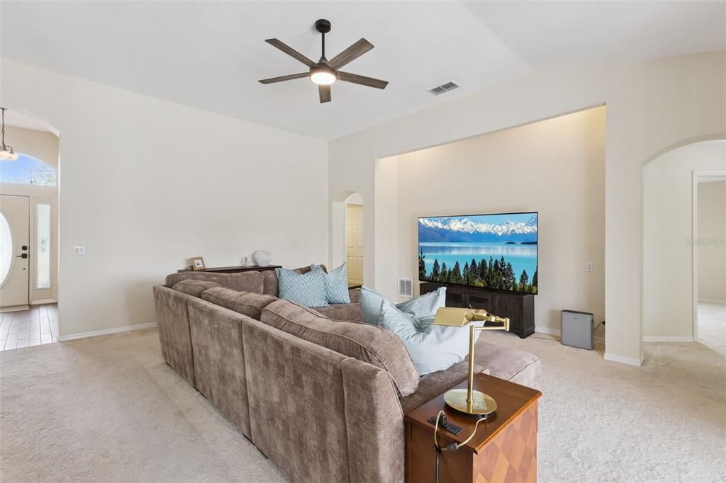 For Sale: $595,000 (4 beds, 3 baths, 2427 Square Feet)