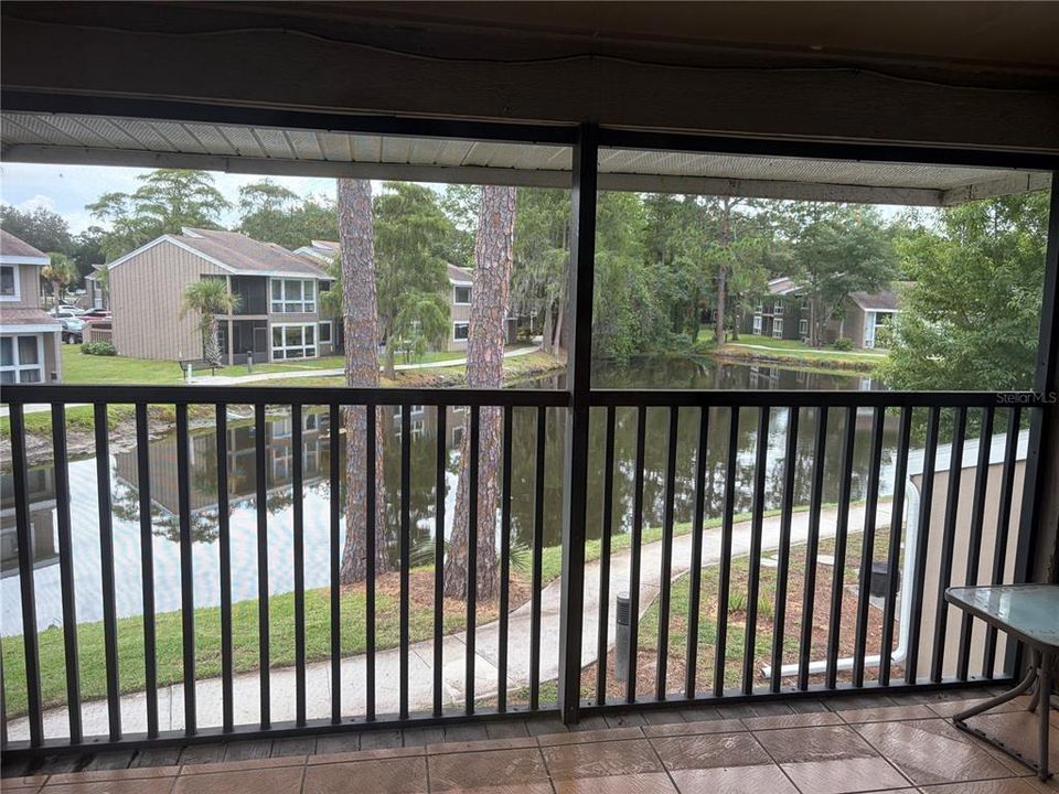 For Sale: $135,000 (1 beds, 1 baths, 591 Square Feet)