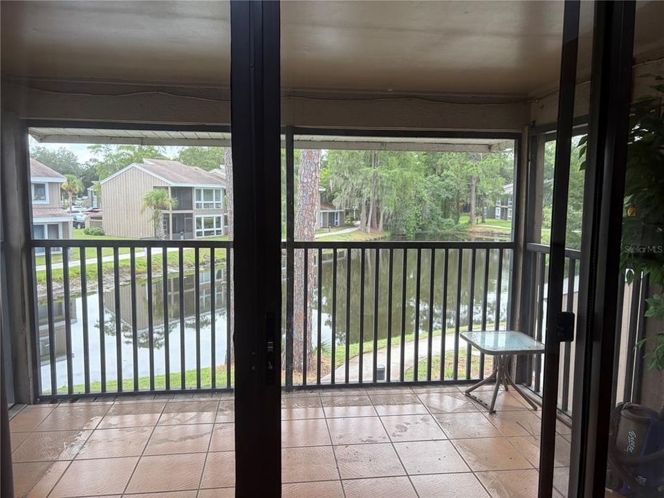 For Sale: $135,000 (1 beds, 1 baths, 591 Square Feet)