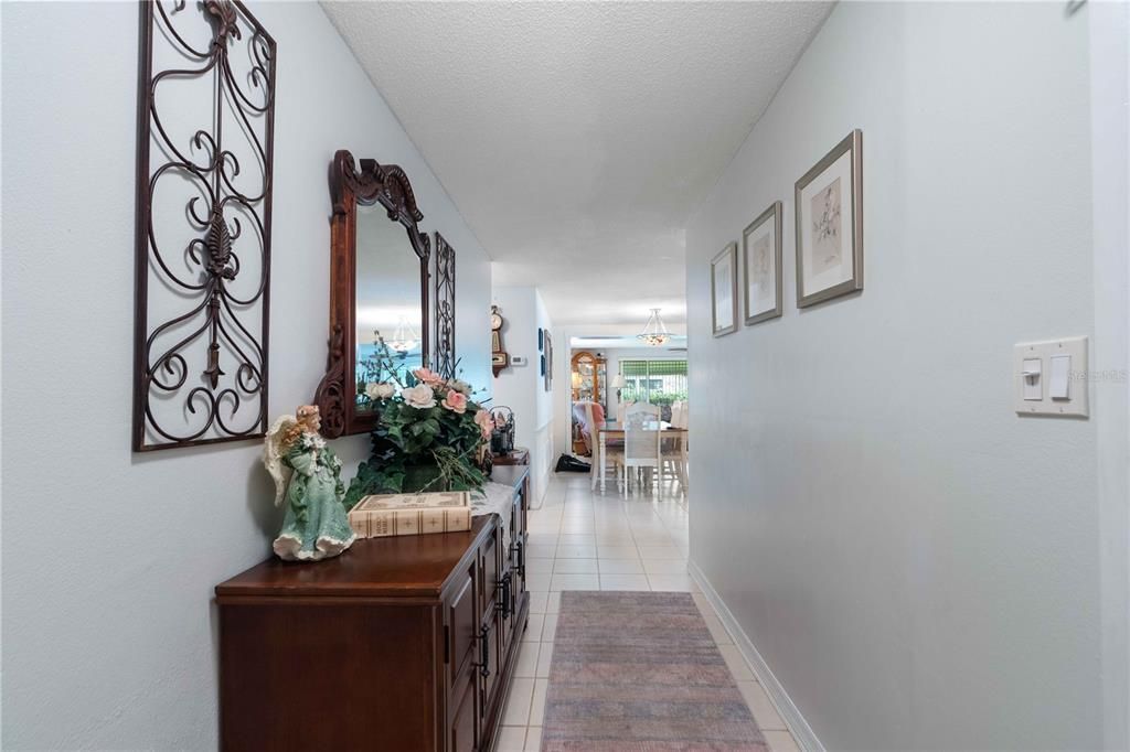 Activo con contrato: $248,500 (3 camas, 2 baños, 1250 Pies cuadrados)