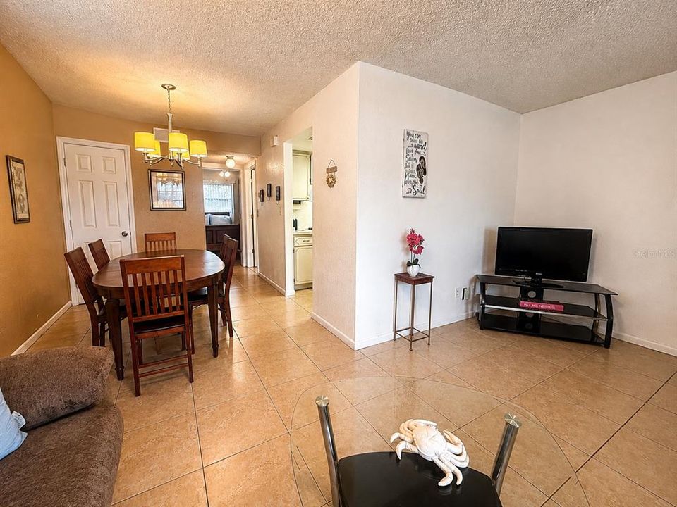 En Venta: $85,000 (1 camas, 1 baños, 645 Pies cuadrados)