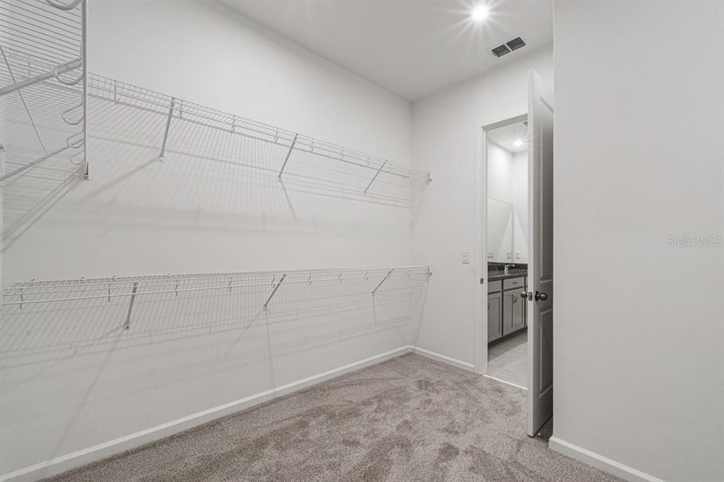 For Rent: $4,300 (3 beds, 2 baths, 1671 Square Feet)