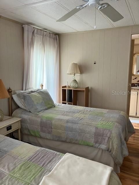 На продажу: $145,500 (2 спален, 2 ванн, 864 Квадратных фут)