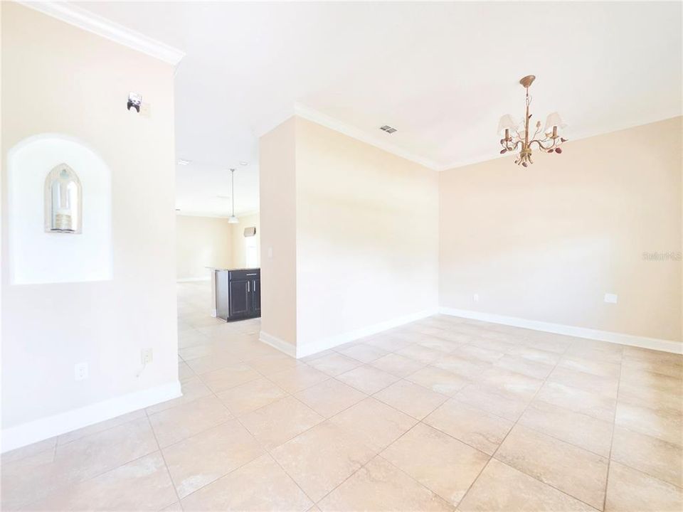 En Venta: $575,000 (4 camas, 3 baños, 2961 Pies cuadrados)