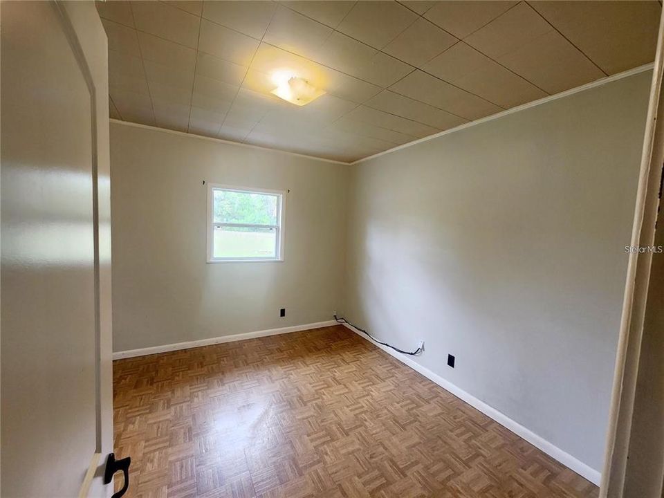 For Sale: $250,000 (3 beds, 2 baths, 1595 Square Feet)