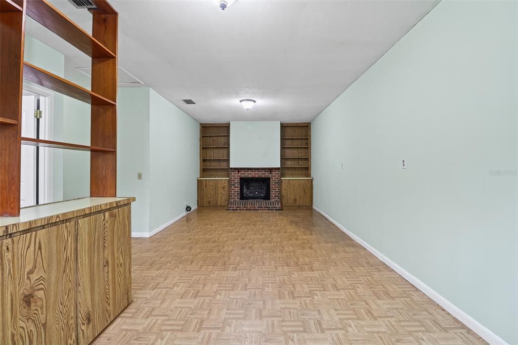 En Venta: $240,000 (3 camas, 2 baños, 1595 Pies cuadrados)