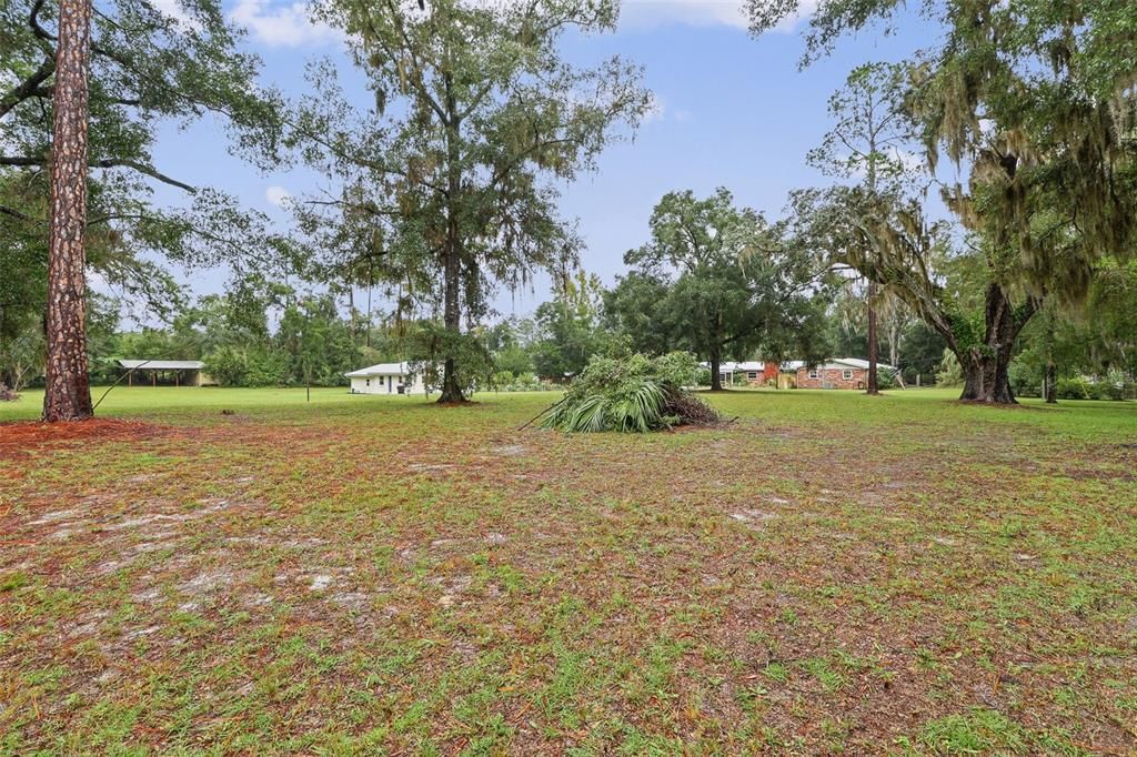 En Venta: $240,000 (3 camas, 2 baños, 1595 Pies cuadrados)