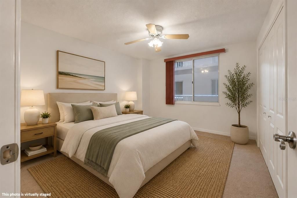 For Sale: $260,000 (3 beds, 3 baths, 1715 Square Feet)