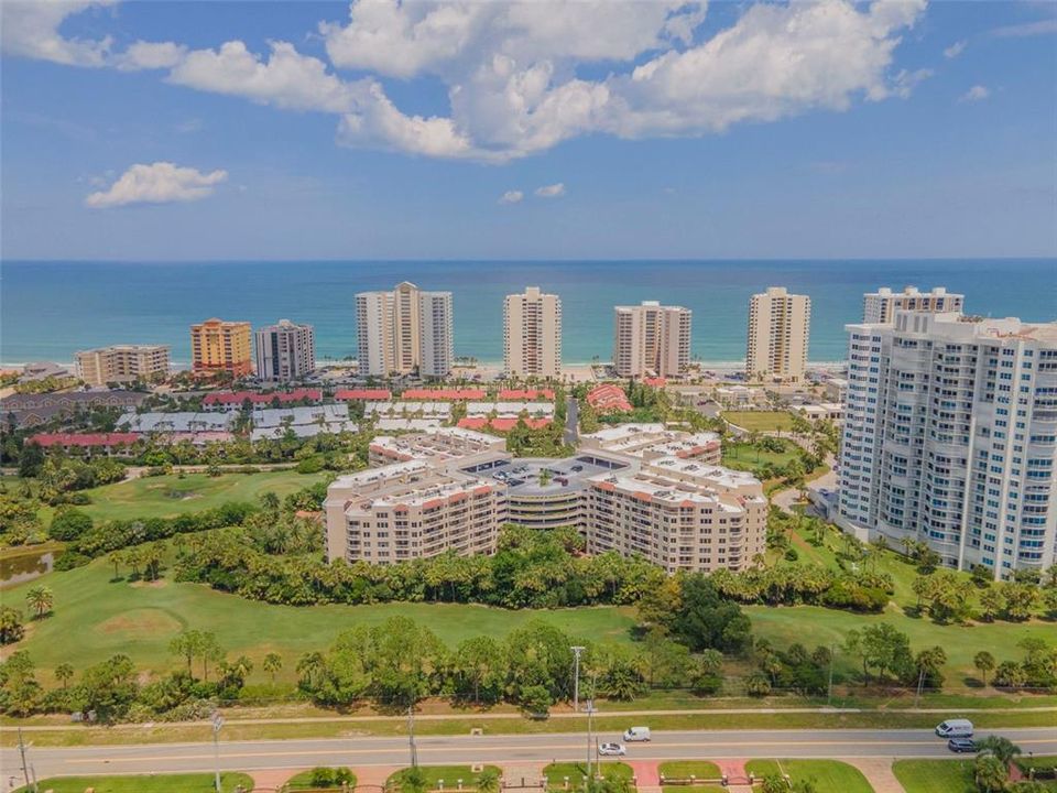 For Sale: $260,000 (3 beds, 3 baths, 1715 Square Feet)