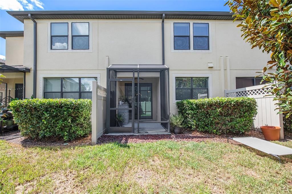 For Rent: $2,650 (3 beds, 2 baths, 1853 Square Feet)