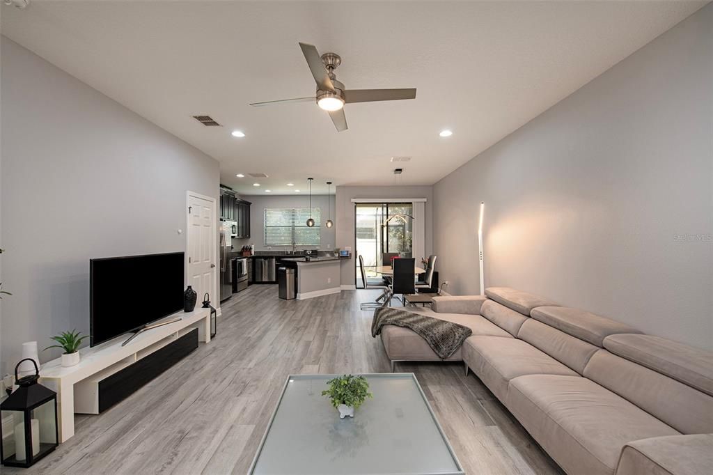 For Rent: $2,650 (3 beds, 2 baths, 1853 Square Feet)