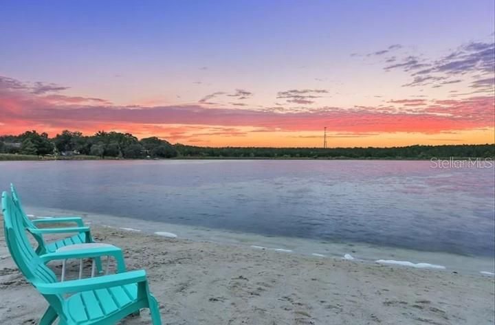 For Rent: $2,475 (4 beds, 2 baths, 1846 Square Feet)