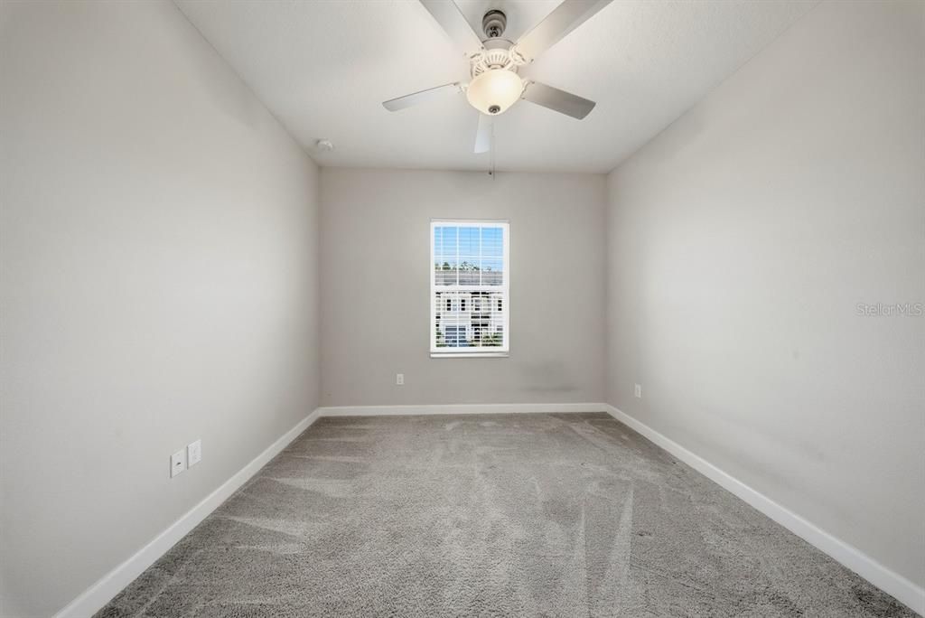 For Rent: $2,600 (3 beds, 3 baths, 1600 Square Feet)