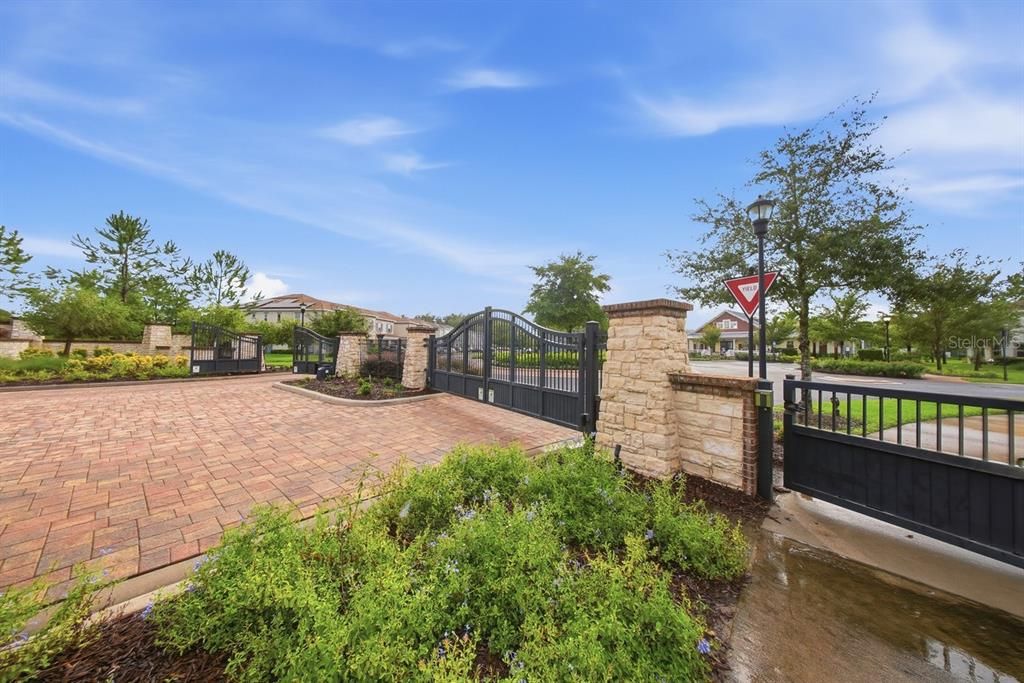 For Rent: $2,600 (3 beds, 3 baths, 1600 Square Feet)