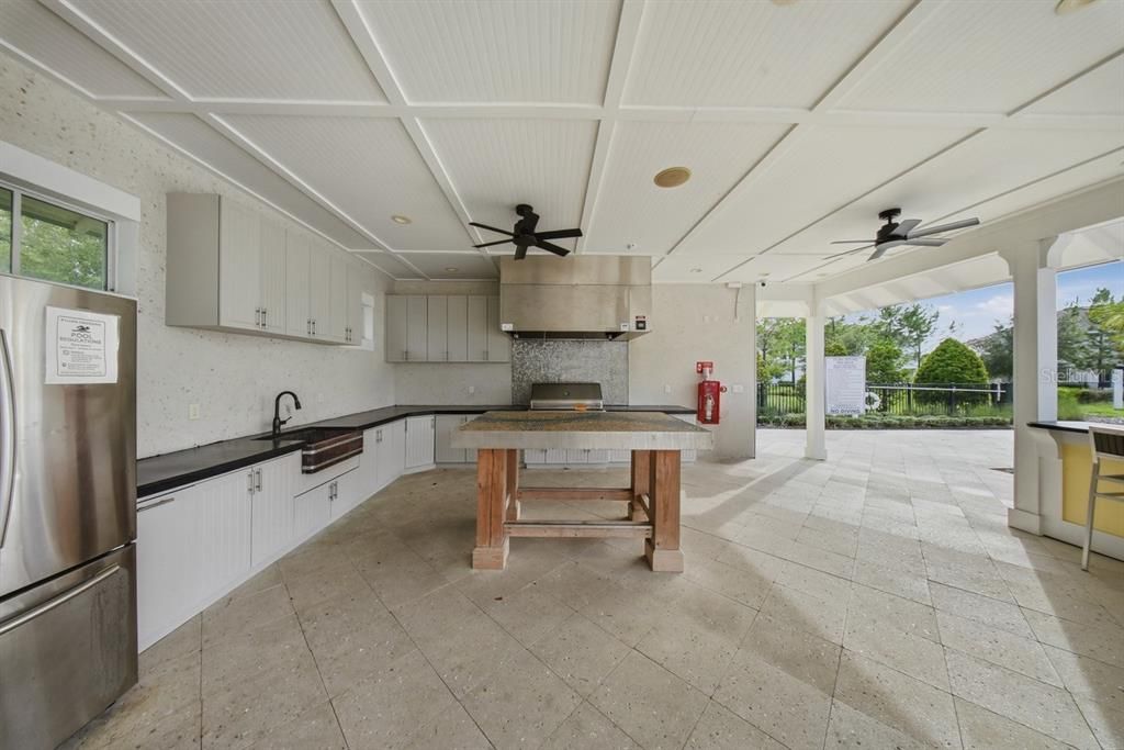 For Rent: $2,600 (3 beds, 3 baths, 1600 Square Feet)