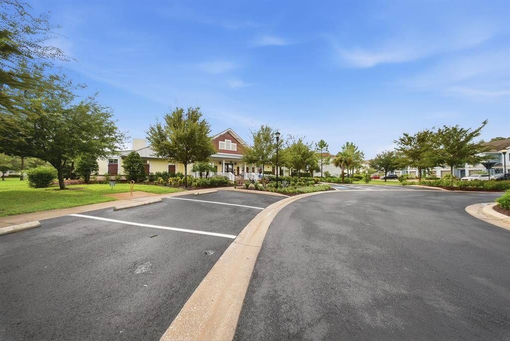 For Rent: $2,600 (3 beds, 3 baths, 1600 Square Feet)
