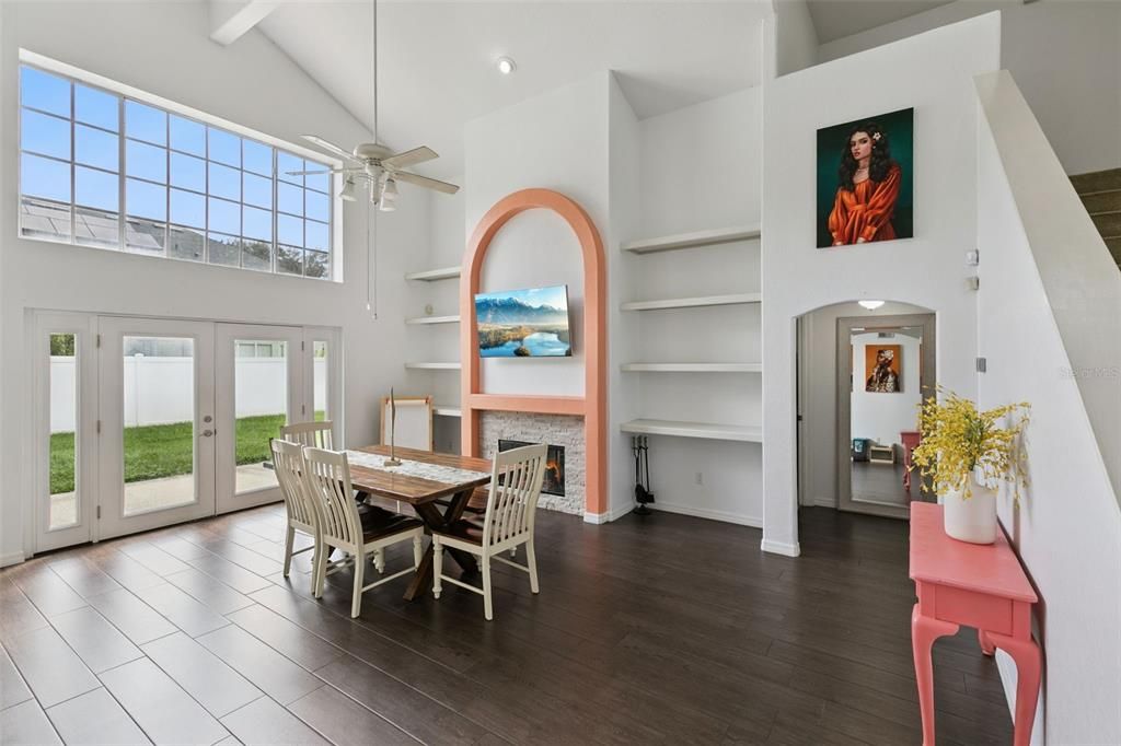 For Sale: $599,000 (4 beds, 2 baths, 2551 Square Feet)