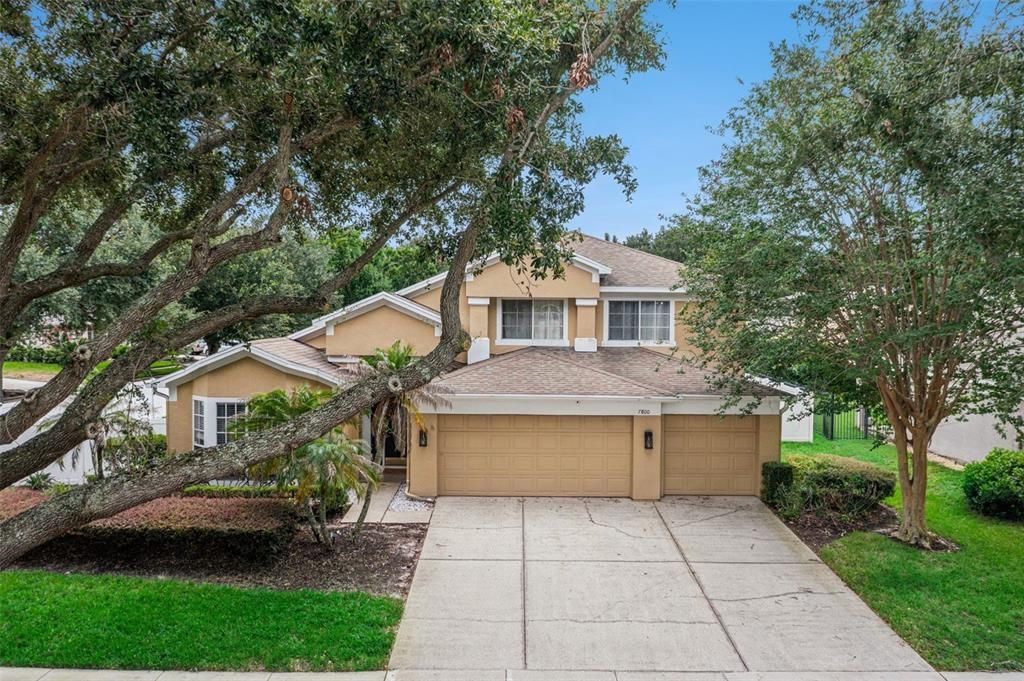 For Sale: $599,000 (4 beds, 2 baths, 2551 Square Feet)
