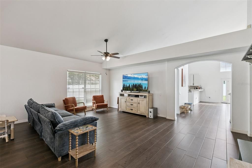 For Sale: $599,000 (4 beds, 2 baths, 2551 Square Feet)