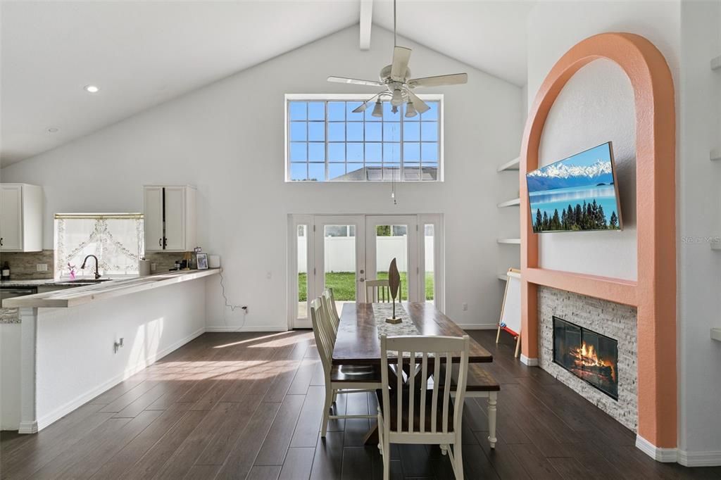 For Sale: $599,000 (4 beds, 2 baths, 2551 Square Feet)