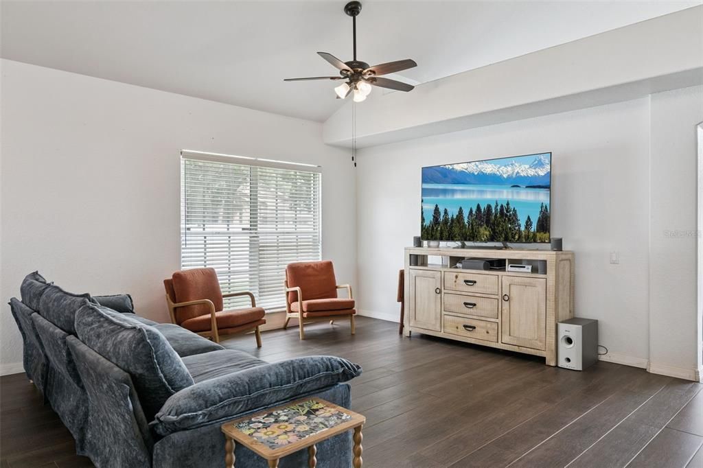 For Sale: $599,000 (4 beds, 2 baths, 2551 Square Feet)