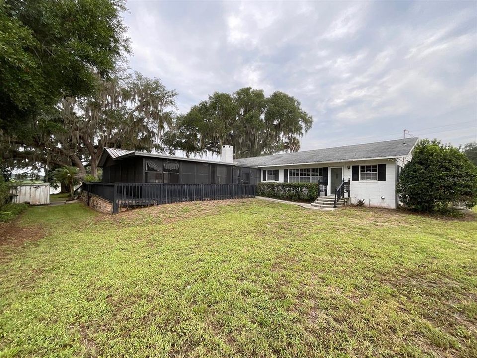 For Sale: $375,000 (4 beds, 2 baths, 2109 Square Feet)